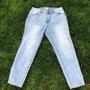 NEVER WORN! Boyfriend Jeans in Light-wash Denim